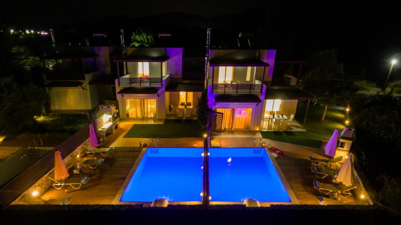 Next To Haraki Beach , Taverns Bars & 10 To Lindos Exterior foto
